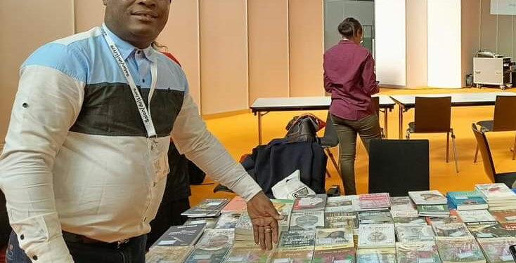 Kodzo VONDOLY: « L&rsquo;objectif en créant les Éditions Continents, est d&rsquo;apporter ma contribution un tant soit peu à l&rsquo;édifice littéraire au Togo, en Afrique et dans le monde »