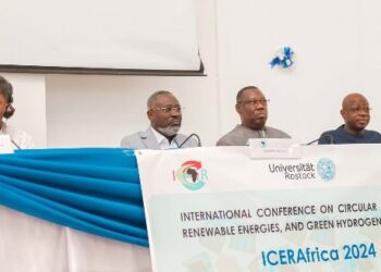 Journées scientifiques internationales de Lome : Énergies Renouvelables et l’Hydrogène Vert en discussion